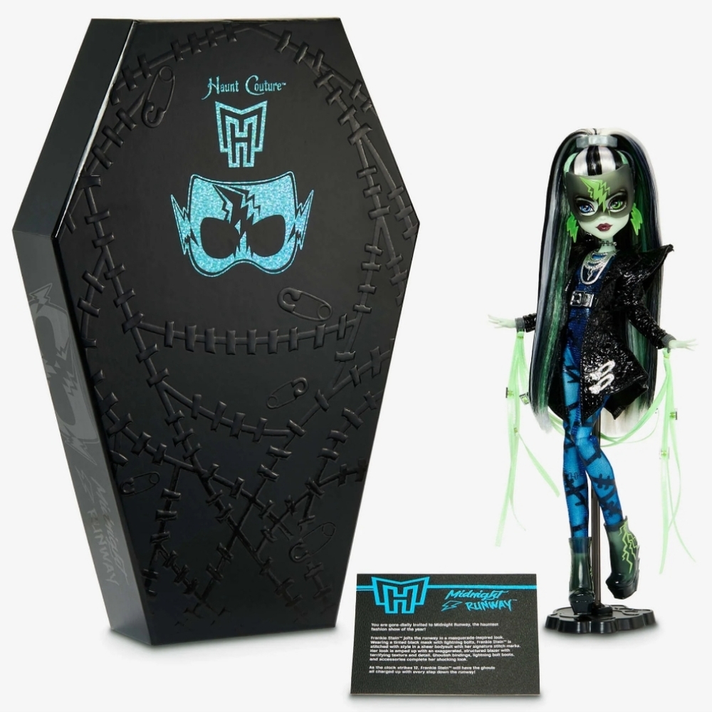NEW Monster High Haunt Couture Midnight Runway Frankie Stein Doll